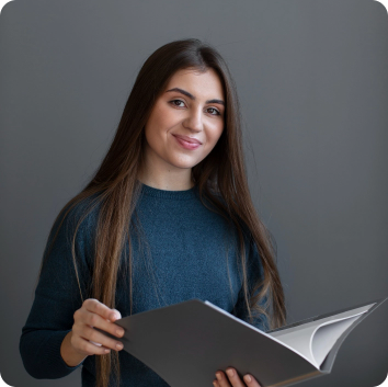 Collaborateurs en formation de langues professionnelles pour développer leurs compétences en entreprise